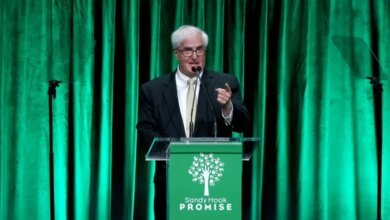 1760894586 Ron Conway resigns from Salesforce board over Benioff Trump support.jpg