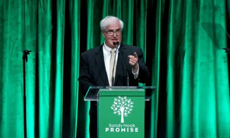 1760894586 Ron Conway resigns from Salesforce board over Benioff Trump support.jpg