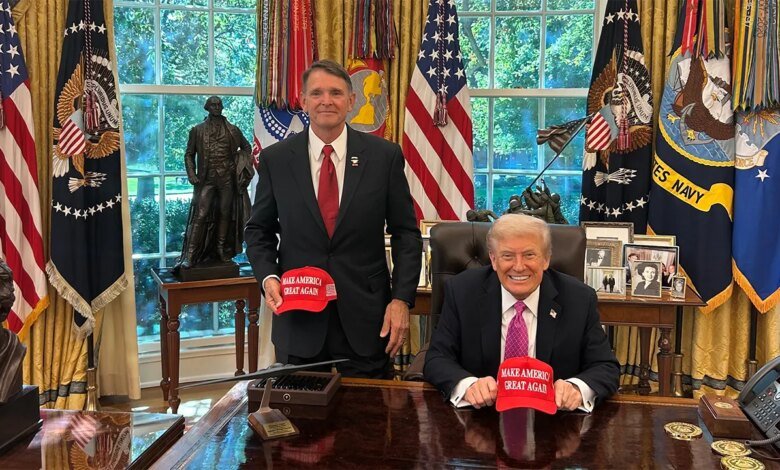 1761037917 Former Navy SEAL launches Trump backed Kentucky primary challenge against Massie.jpg