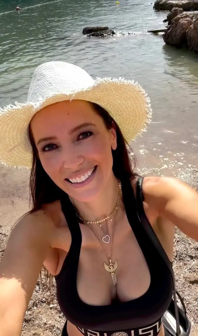 Davina Potratz Selfie