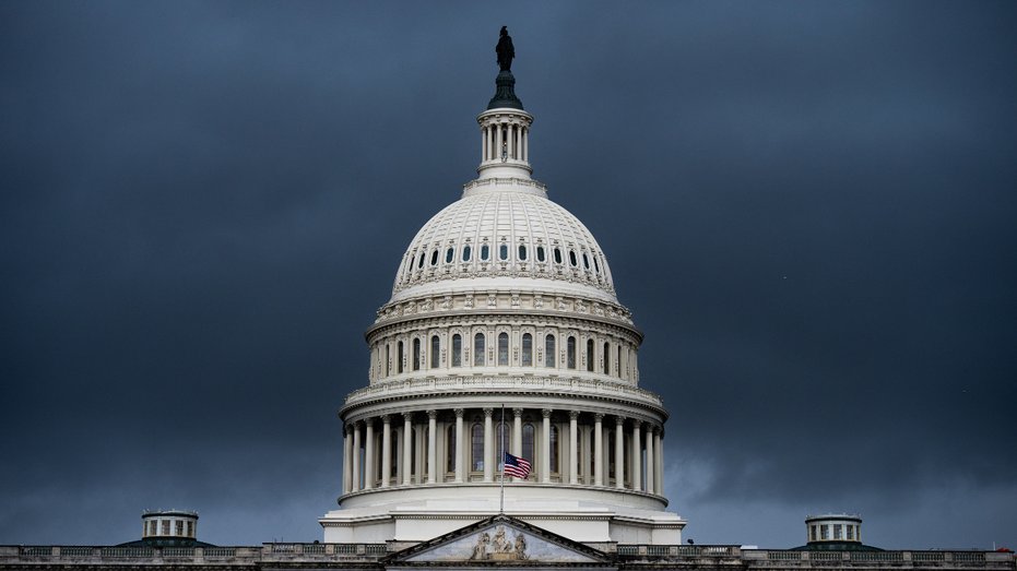 Clouds over the US Capitol dome