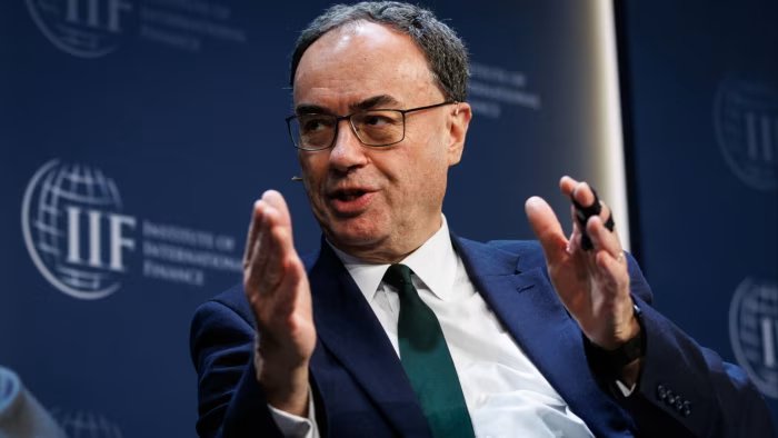 Bailey warns of long lasting growth drag from Brexit.jpg