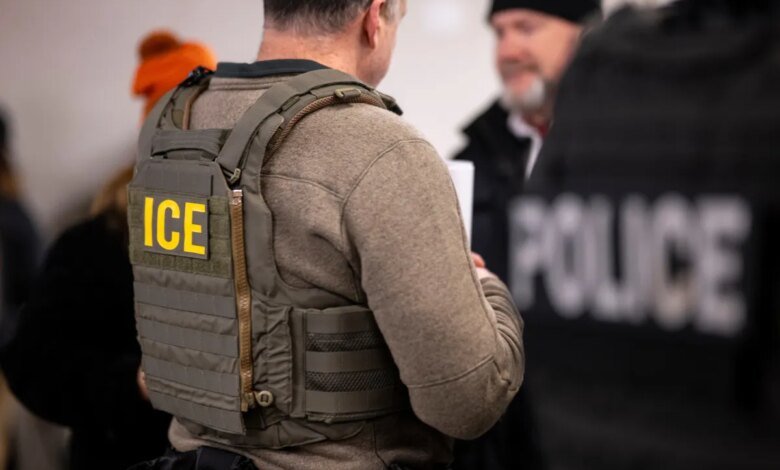 ICE bought vehicles equipped with fake cell towers to spy.jpg
