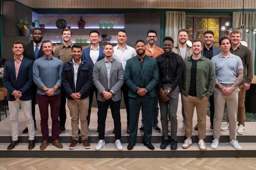 Love is the ninth season star Blake Anderson breaks his sudden men