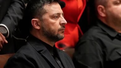 Trump resists Zelenskyys plea for Tomahawk missiles.jpg