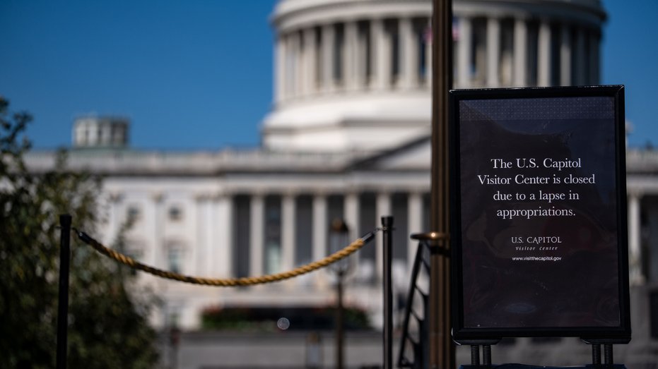 A sign says the US Capitol is closed for tours