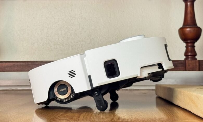 1762094458 Dreame Aqua10 Ultra Roller Review Just Buy a Mop.jpg