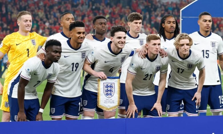 1762611734 Chelsea actively in talks over signing very mature England international.jpg