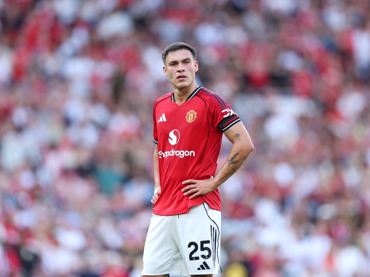 Manuel Ugarte during the Manchester United and Arsenal match