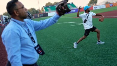 1763156490 Cincinnati Reds great Barry Larkin brings baseball to the Middle.jpg