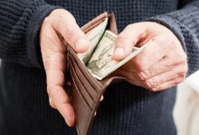 1764449016 The real poverty line should be 140000 Wall Street strategist.jpg