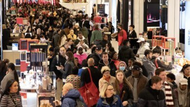 1764628950 Extended holiday sales effectively Black November is confusing for customers.jpg