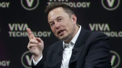 1764651076 Musk says AI and robotics only way to solve 38.jpg