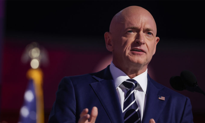 1764922519 Democrat senators introduce bill requiring airline compensation for delays.png