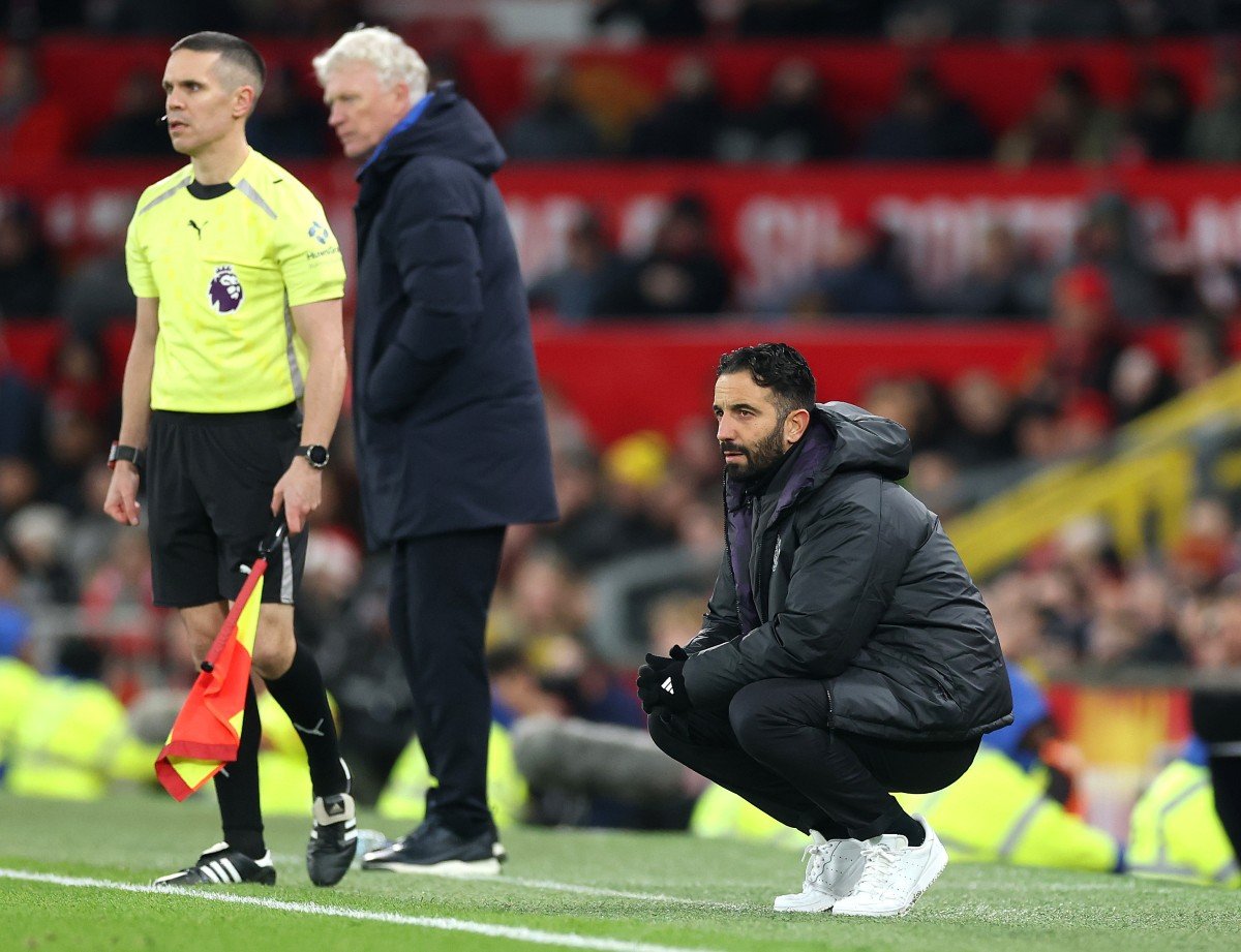 Ruben Amorim looks on during Manchester United's defeat by Everton at Old Trafford