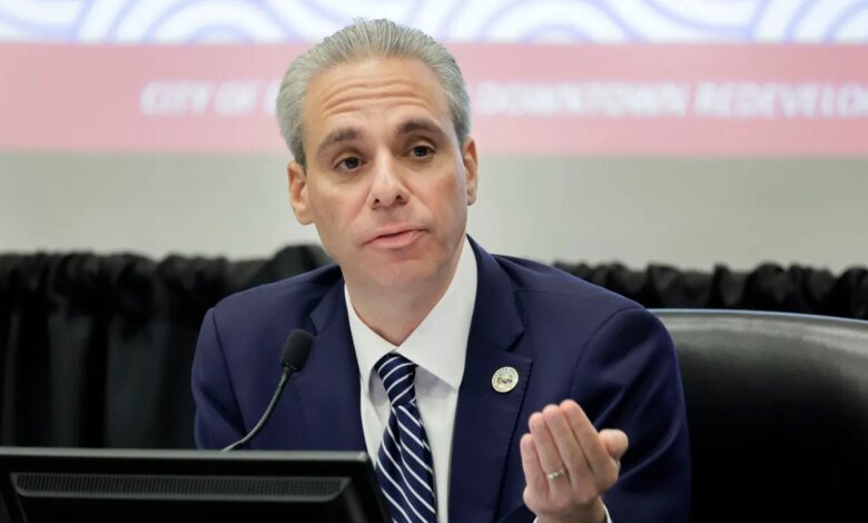 1766513543 Republican Boca Raton Mayor Scott Singer announces Congress run in.jpg