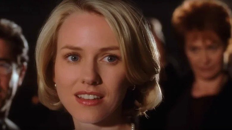 Mulholland Drive, Betty makes eye contact with the director across the room