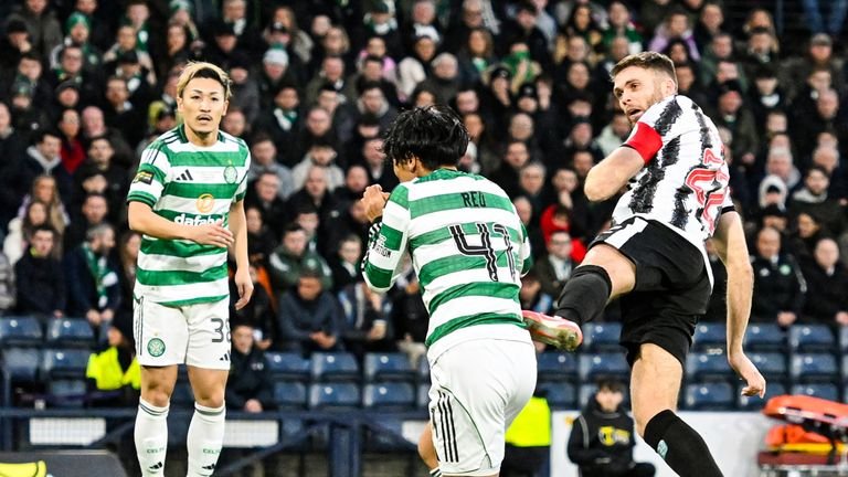 GLASGOW, SCOTLAND - DECEMBER 14: St Mirren's Marcus Fraser scores to make it 1-0 during the Premiership Sports Cup final between St Mirren and Celtic at Barclays Hampden, on December 14, 2025, in Glasgow, Scotland. (Photo by Paul Devlin/SNS Collection)
