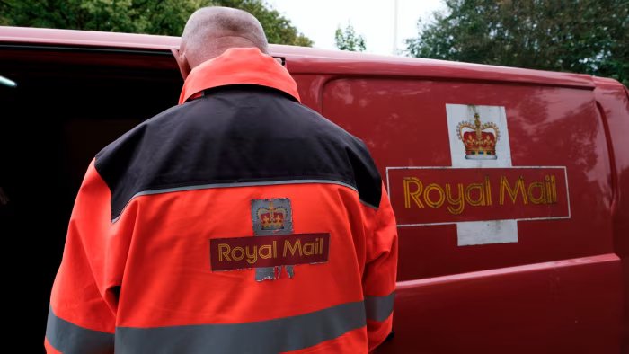 Royal Mails new pension scheme falls 5 in first six.jpg