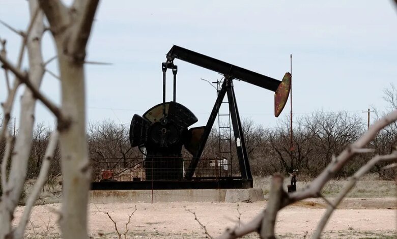 1768411207 Oil gas permits jump 55 under Trumps drill baby drill.jpg