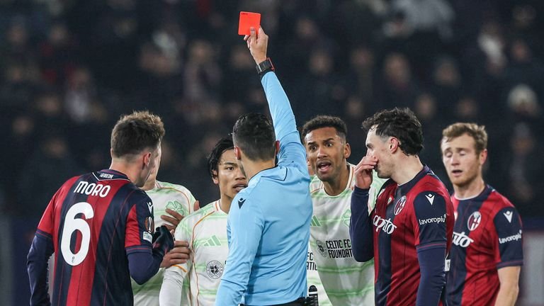 BOLOGNA, ITALY - JANUARY 22: Celtic's Rio Hatt fouls Bologna's Juan Miranda and is shown a second yellow card and a red card during the UEFA Europa League 2025/26 MD7 stage match between Bologna and Celtic at Renato Dallara Stadium, on January 22, 2026, in Bologna, Italy. (Photo by Craig Williamson/SNS Collection)