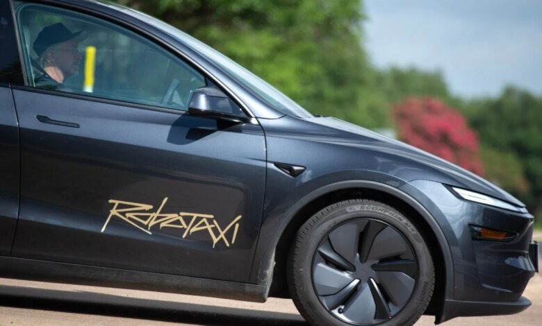 1769207059 Tesla Appears to Have Moved Its Robotaxi Safety Monitors to.jpg