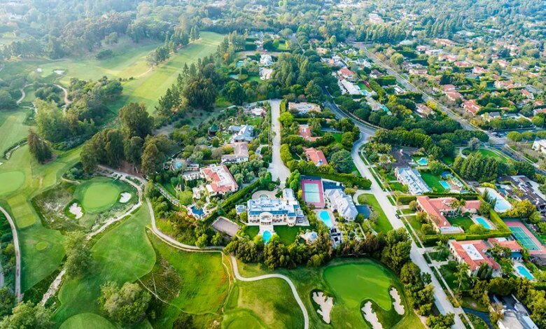 1769343720 Los Angeles mega mansion cuts price to 999 million now accepts.jpg