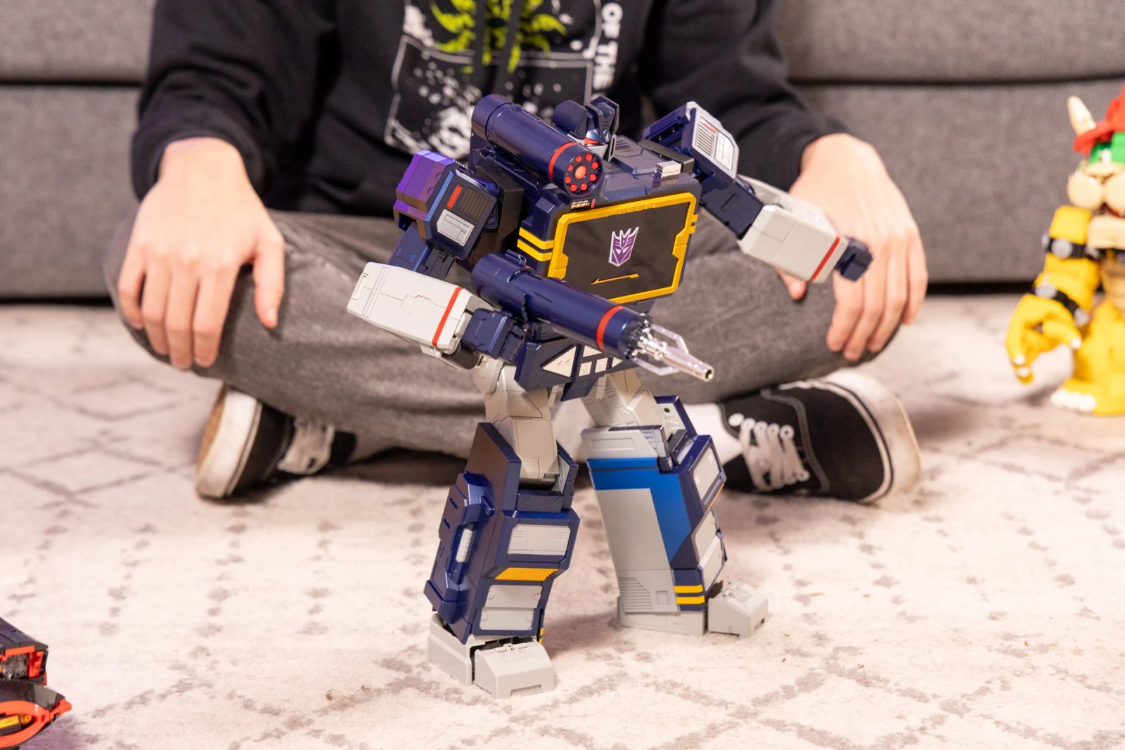 Robosen Soundwave Cassette 11 Speaker Review