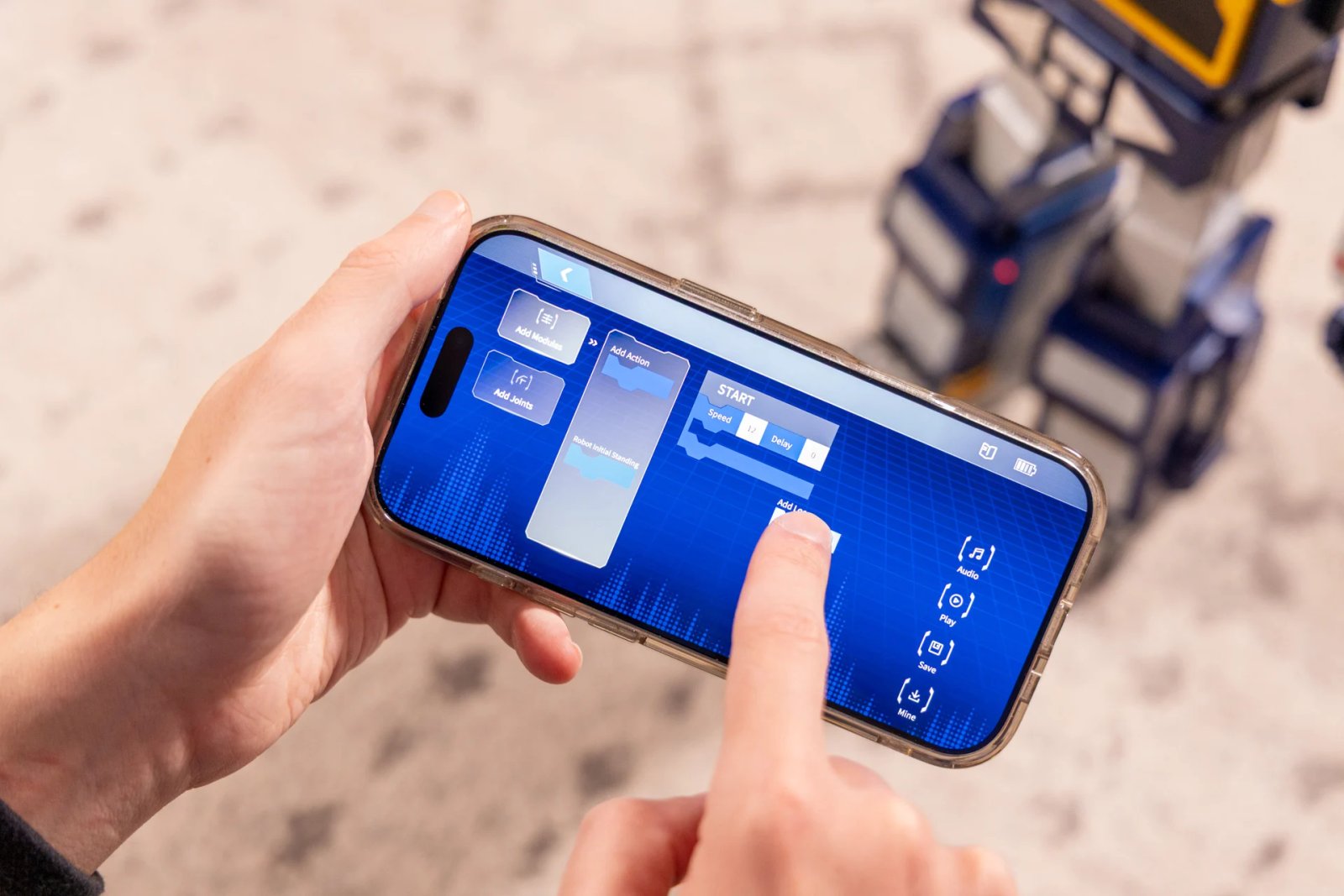 Robosen Soundwave Cassette 16 Speaker Review