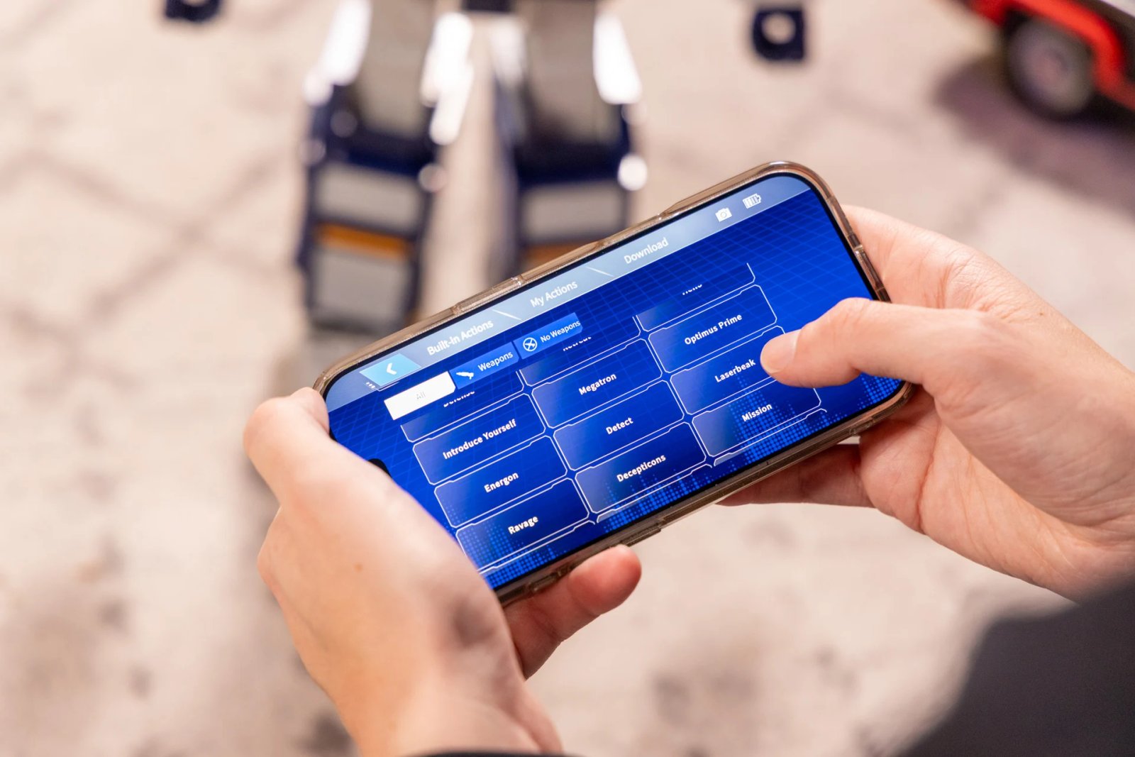 Robosen Soundwave Cassette 17 Speaker Review