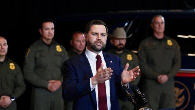 1769403513 JD Vance shares crazy story about ICE CBP officers in.jpg