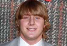 UFC 324 fight date start time TV channel live online.jpg